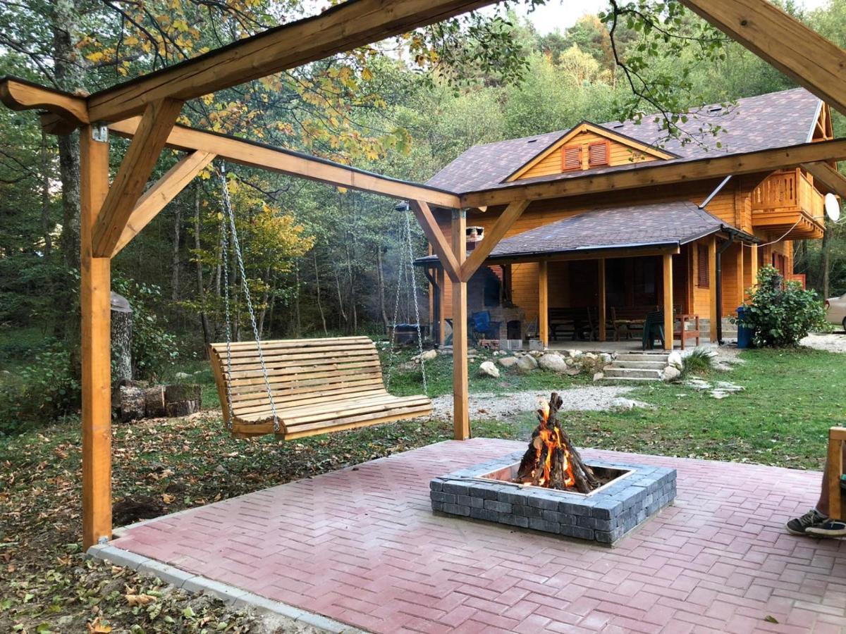 Chalet By The River Văliug Exterior foto